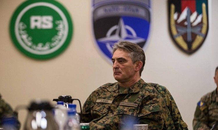 Komsic: The Armed Forces of BiH represent a Factor of Stability throughout the Country