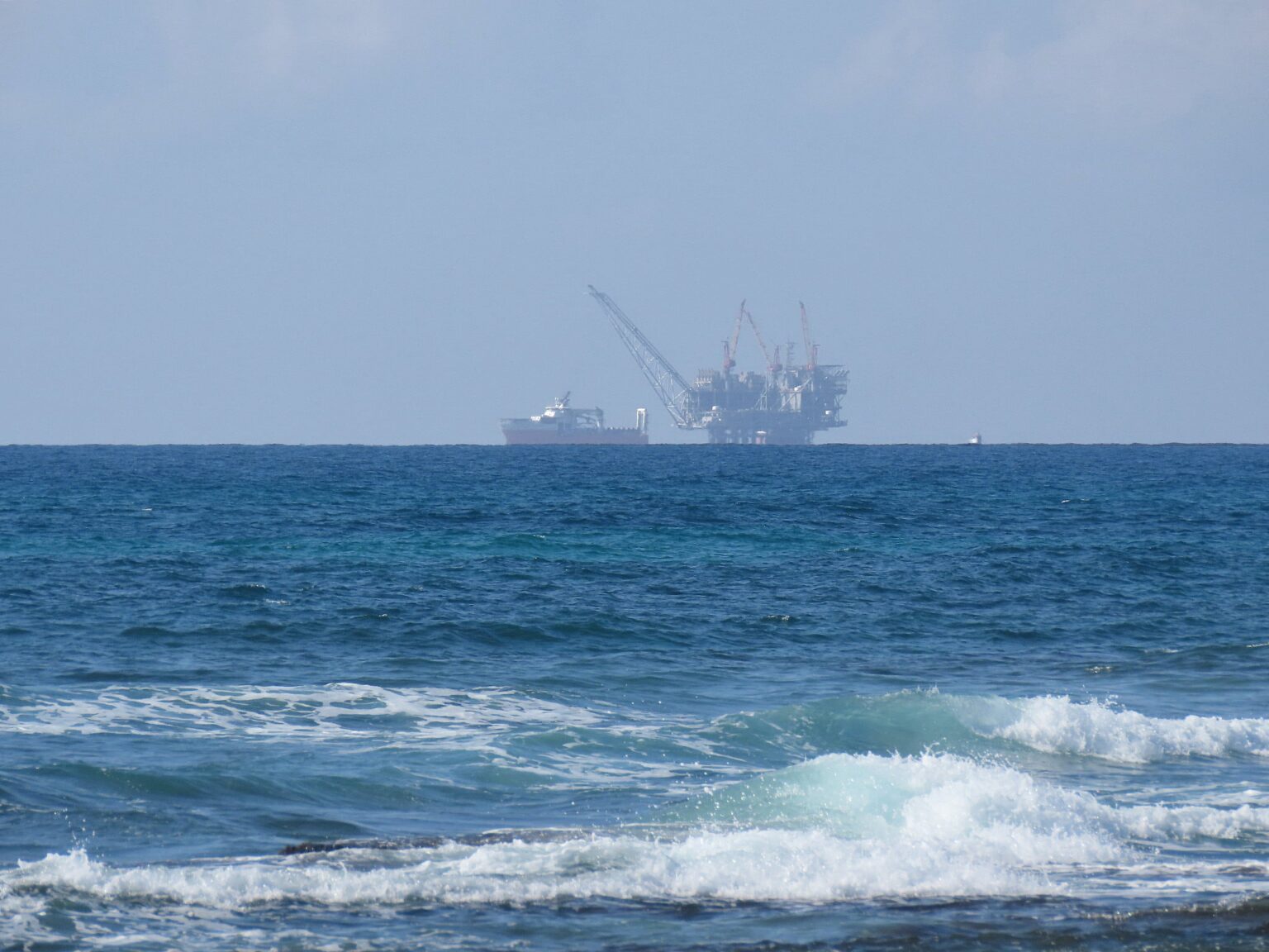 The Blogs: Israel’s Gas Deal with Egypt, a Strategic Anchor or a Golden Cage? | Shaike Komornik