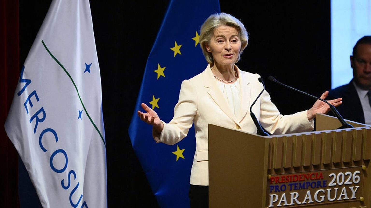 EU chief hails ‘fair trade’ at Mercosur deal signing EU chief hails 'fair trade' at Mercosur deal signing