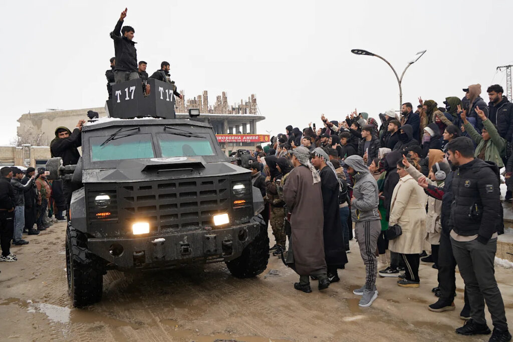 Syrian army, Kurdish-led SDF accuse each other of ceasefire violations Yahoo news home