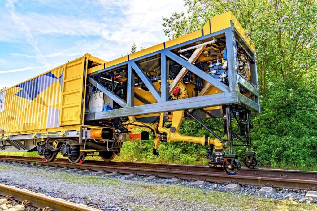 Technology: Robel’s rail grinding robot Robel