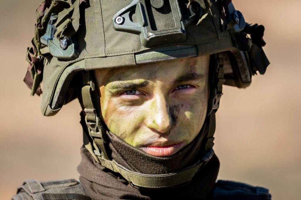 Lithuania draws up 2026 conscription list with over 42,000 names