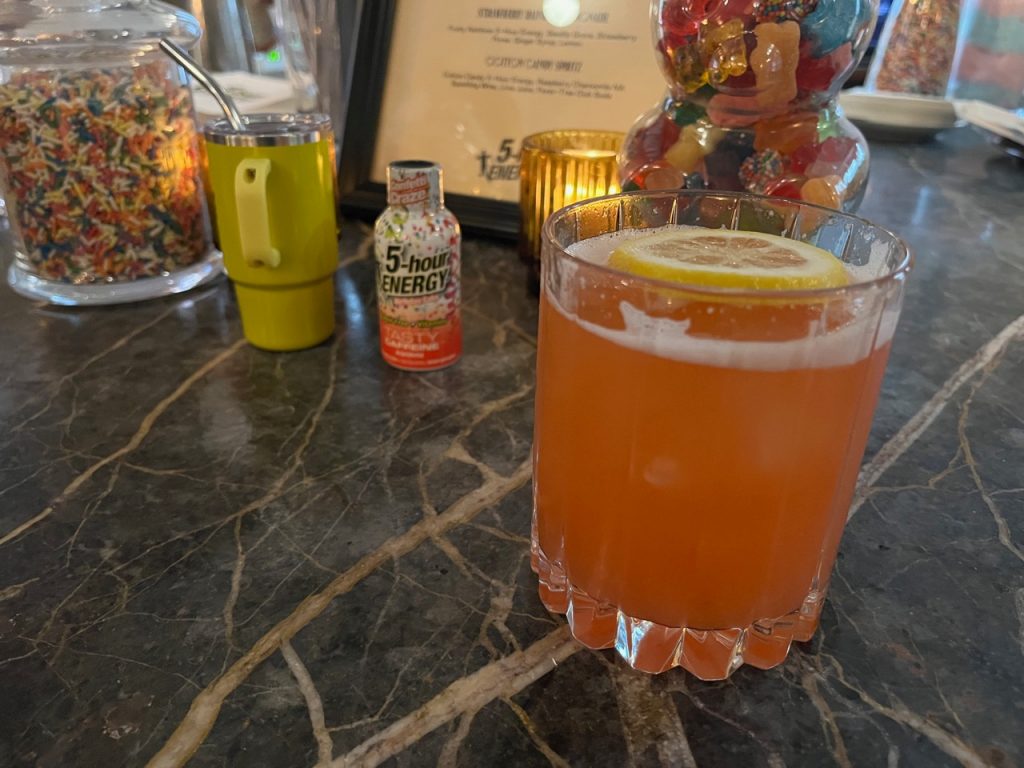 04 Strawberry Rainbow Lemonade Large