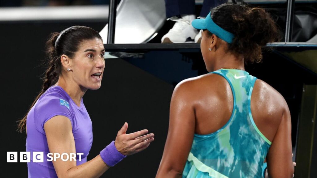 Sorana Cirstea argues with Naomi Osaka