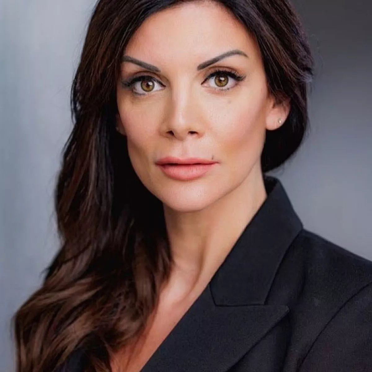 Jessica studied business at university