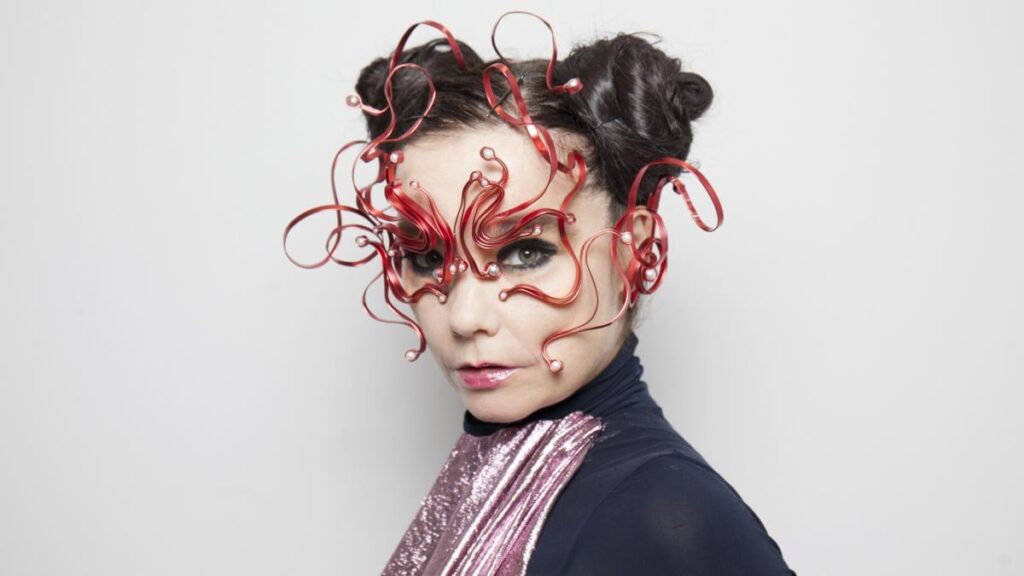 Björk Calls on Greenland to Declare Independence Amid Threats of US Takeover
