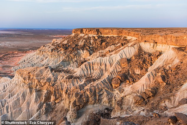 The breathtaking natural phenomenon of Yangykala Canyon in Turkmenistan