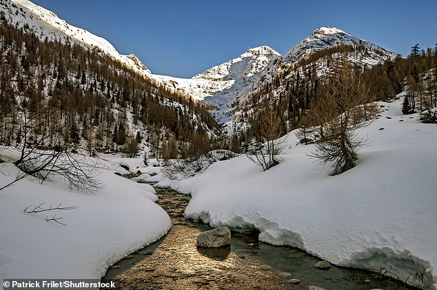 A hazard map of the area classifies the Lötschental valley as a high risk for avalanches