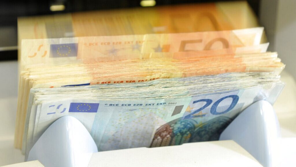 Greece’s economy is making progress, but global risks loom large Greece's economy is making progress, but global risks loom large