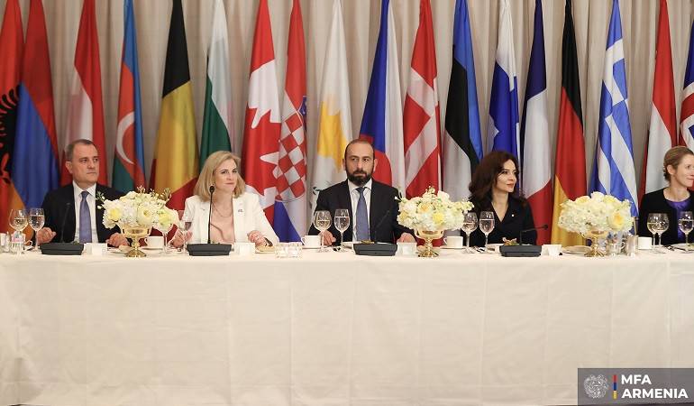 Participation of the Minister of Foreign Affairs of the Republic of Armenia in the Transatlantic Official Dinner hosted by the U.S. Secretary of State