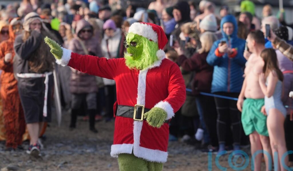 Intrepid sea swimmers across island of Ireland start 2026 with chilly dip