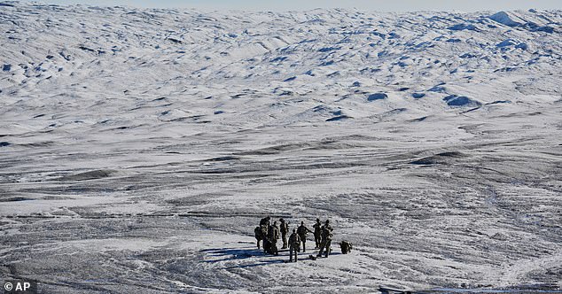 FILE -Danish military forces participate in an exercise with hundreds of troops from several European NATO members in Kangerlussuaq, Greenland, Sept. 17, 2025. (AP Photo/Ebrahim Noroozi, File)
