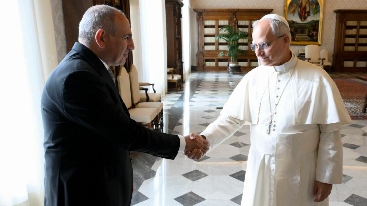 Pope Leo meets with the Prime Minister of the Republic of Armenia