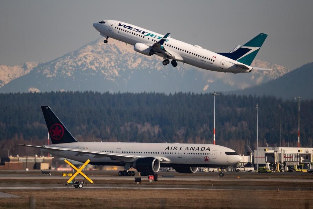 Canadian airlines cut U.S.-bound capacity by 10% in first quarter
