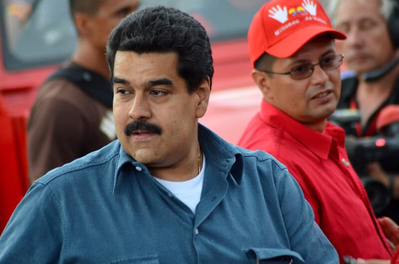 Federal Council freezes any assets held in Switzerland by Maduro