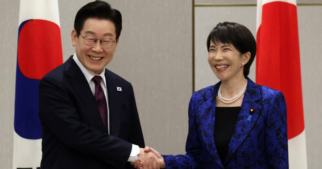 Japan and South Korea aim to strengthen relationship • Table.Briefings