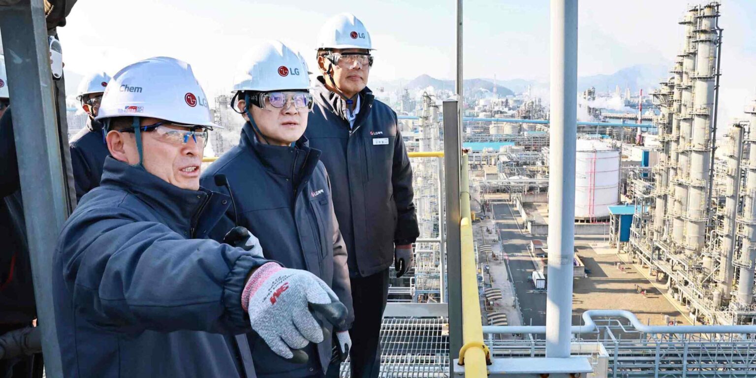 South Korea pushes Lotte Chemical, LG Chem to slash ethylene capacity South Korea pushes Lotte Chemical, LG Chem to slash ethylene capacity