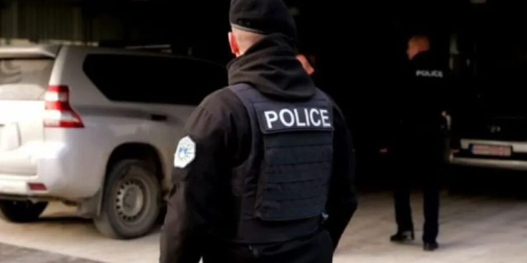 Kosovo extradites a wanted man with an international arrest warrant from England