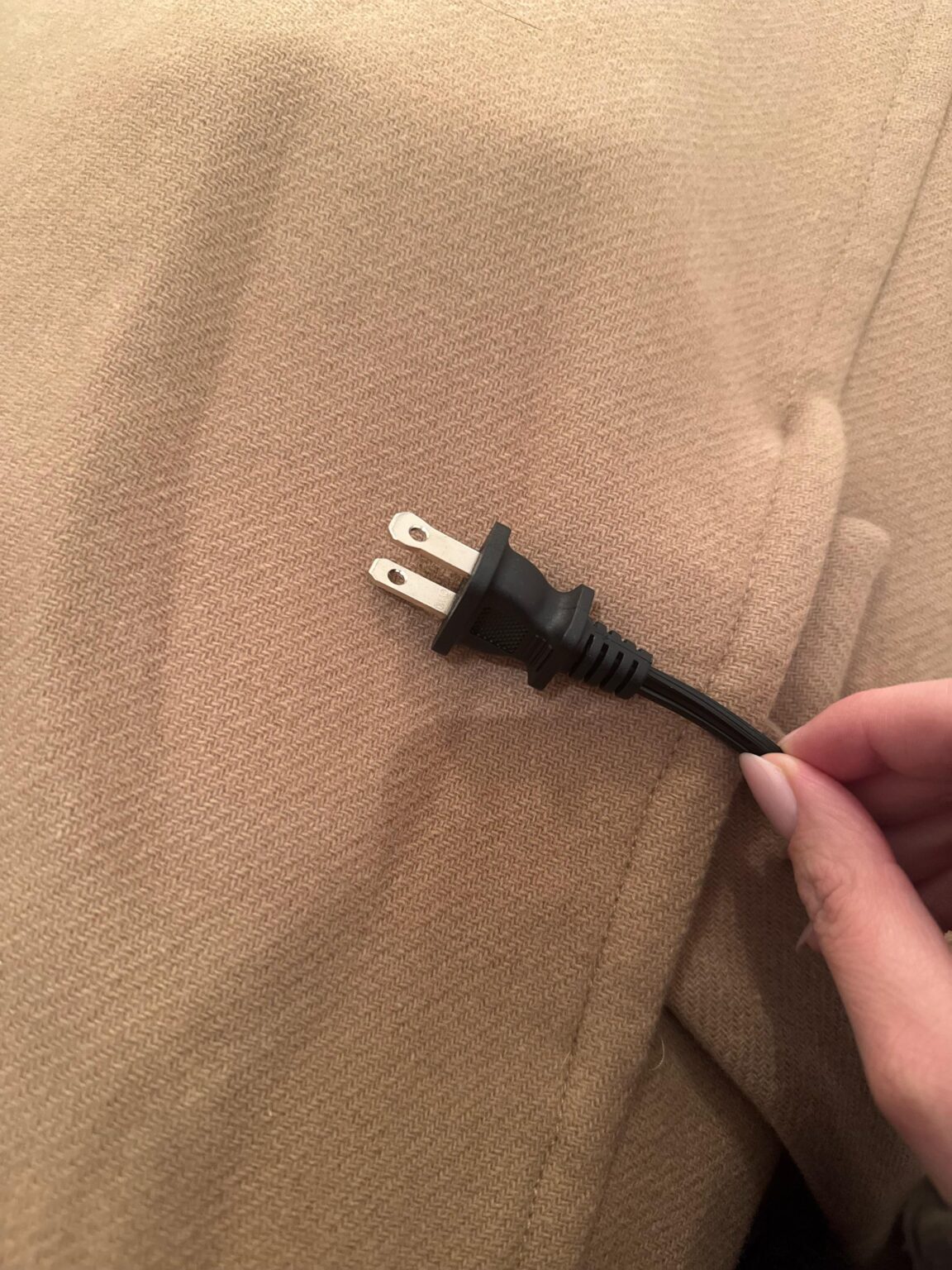 Adapter US > EU plug in Kosovo?