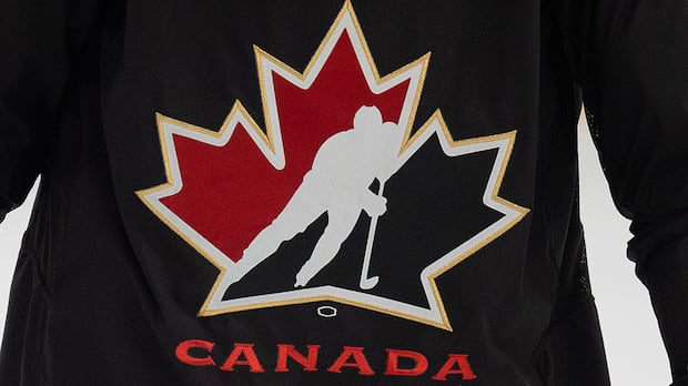 Fast start propels defending champion Canadian women to U18 world hockey final