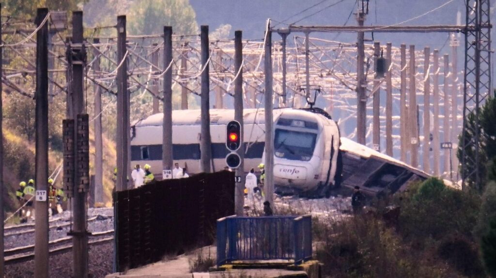 Deadly wreck is the first blight on Spain's leading high-speed rail service