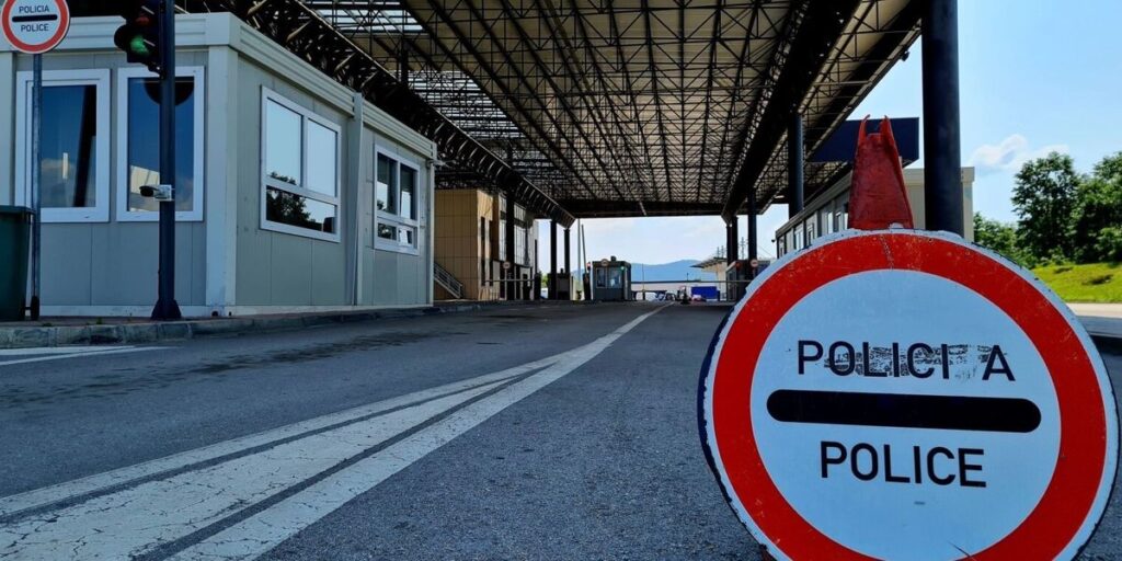 QKMK: Truck traffic will be suspended at all border points with Serbia from tomorrow