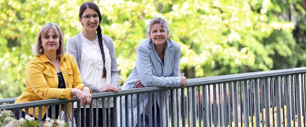 seniors, loneliness, germany, elders, students