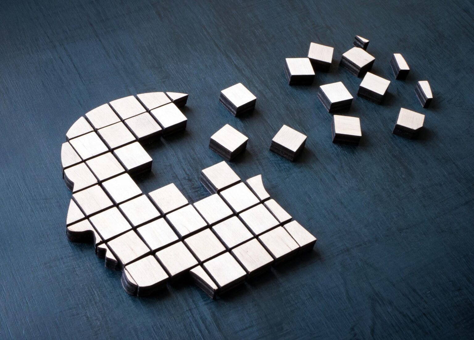 Super agers, people with exceptional mental clarity, are 68% less likely to carry the Alzheimer’s associated APOE-ε4 gene and 19% less likely than cognitively normal peers aged 80+ to carry the same gene Super agers, people with exceptional mental clarity, are 68% less likely to carry the Alzheimer's associated APOE-ε4 gene and 19% less likely than cognitively normal peers aged 80+ to carry the same gene