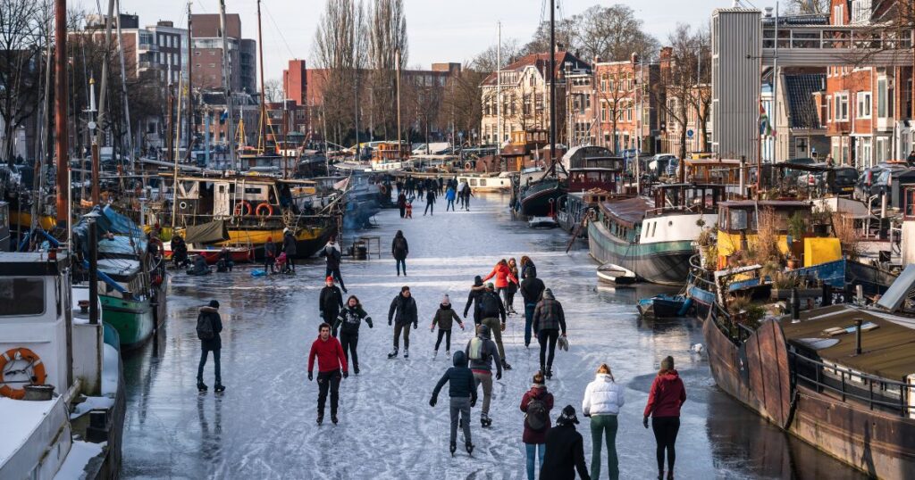 Cold weather heading for the Netherlands this week could allow for ice skating Cold weather heading for the Netherlands this week could allow for ice skating