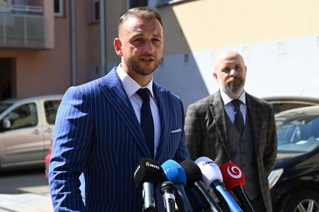 Slovakia’s eye-watering €326M plan for PCs — and they do not even have Windows