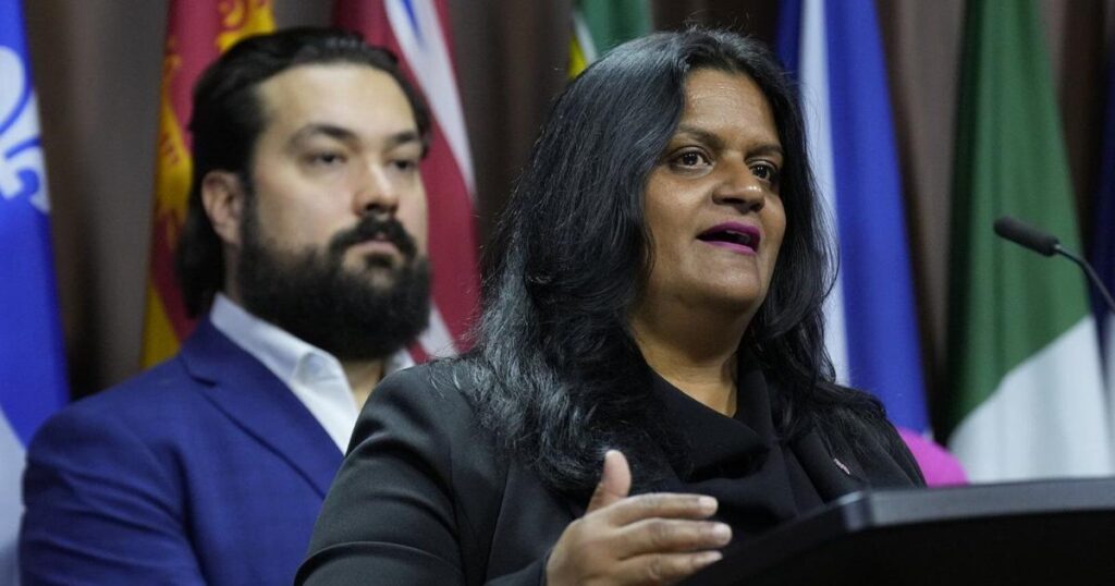 Layoff notices sent to thousands of federal government workers