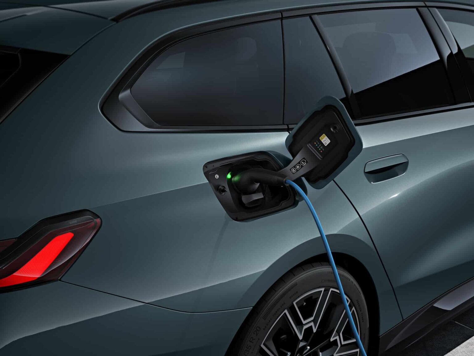 Up to €6,000 for Electric BMWs in 2026 Charging the BMW i5 eDrive40 Touring