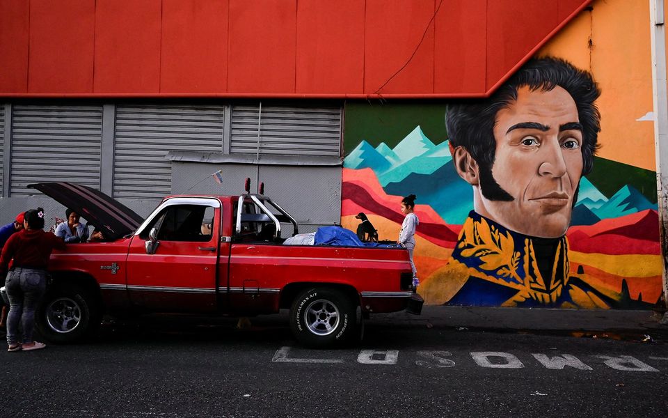 Greece ‘closely monitoring’ the situation in Venezuela