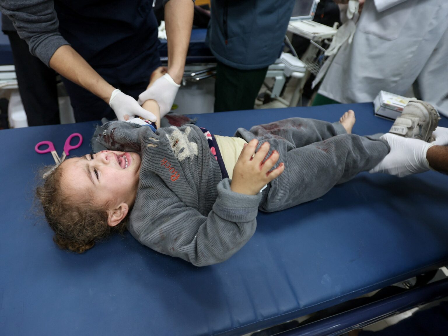 Israel kills two in Gaza as Palestinians call for Rafah crossing to open | Israel-Palestine conflict News