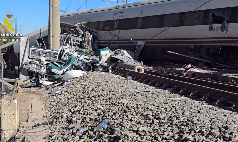 Death toll in Spain high-speed train crash rises to 43