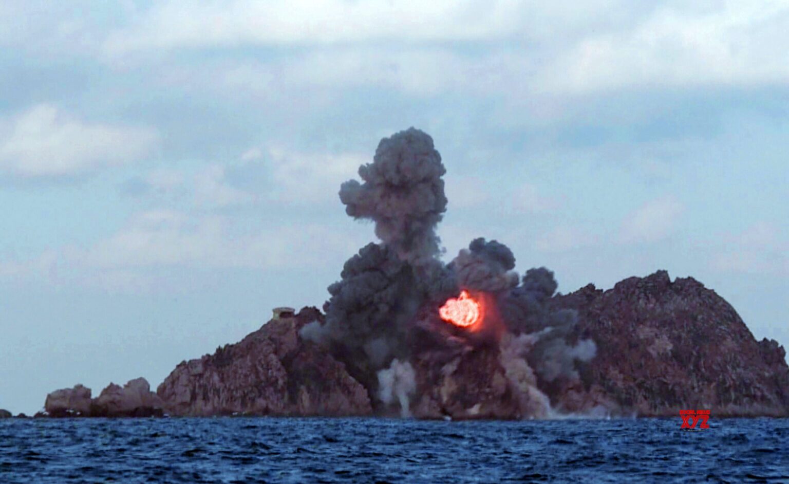 N. Korea test fires large caliber multiple rocket launcher #Gallery N. Korea test fires large caliber multiple rocket launcher #Gallery