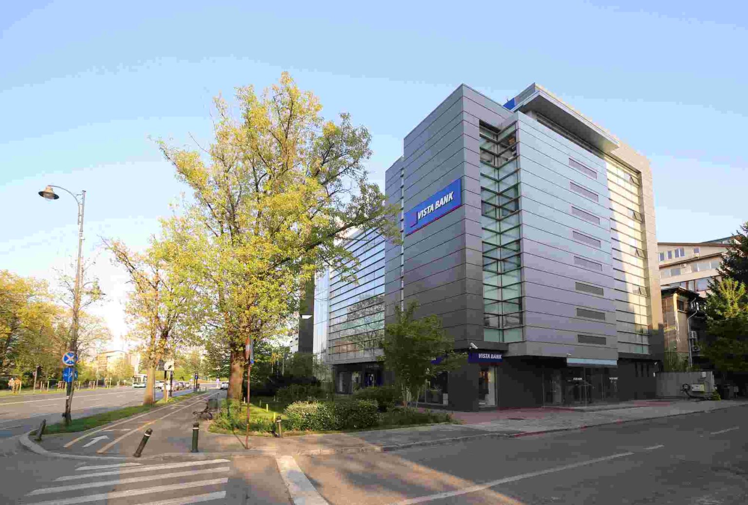 Vista Bank Romania acquires Investimental, a financial investment services company