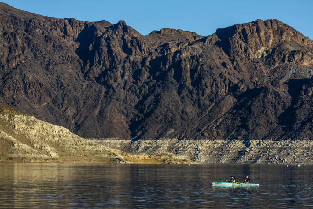 People paddle on the lake off of Boulder Beach at the Lake Mead National Recreation Area on Oct ...