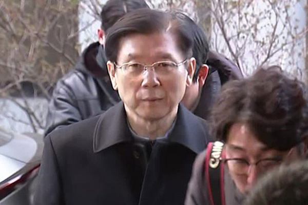 Ex-Secret Service Chief Denies Breaking Law to Shield Yoon from Arrest