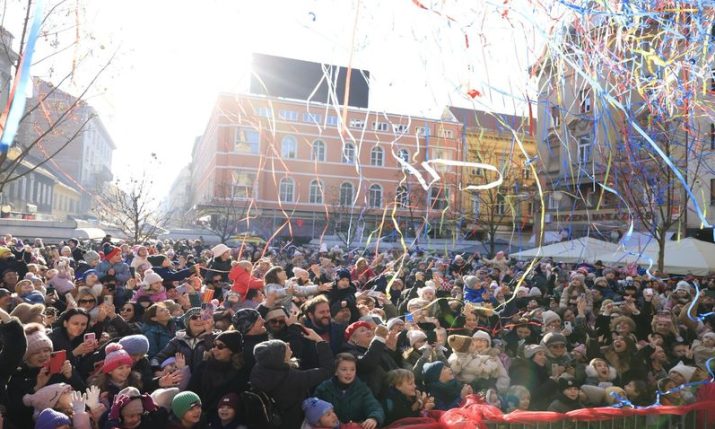 PHOTOS: Croatian cities welcome New Year with midday traditional celebrations PHOTOS: Croatian cities welcome New Year with midday traditional celebrations