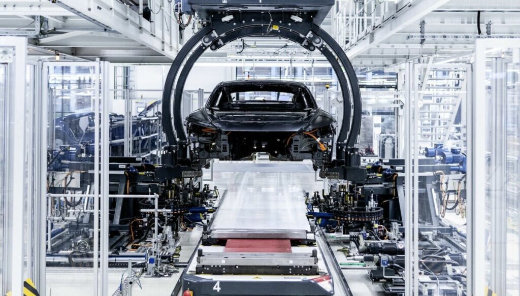 Geopolitics and shifting investment plans reshape 2026 automotive strategy Geopolitics and shifting investment plans reshape 2026 automotive strategy