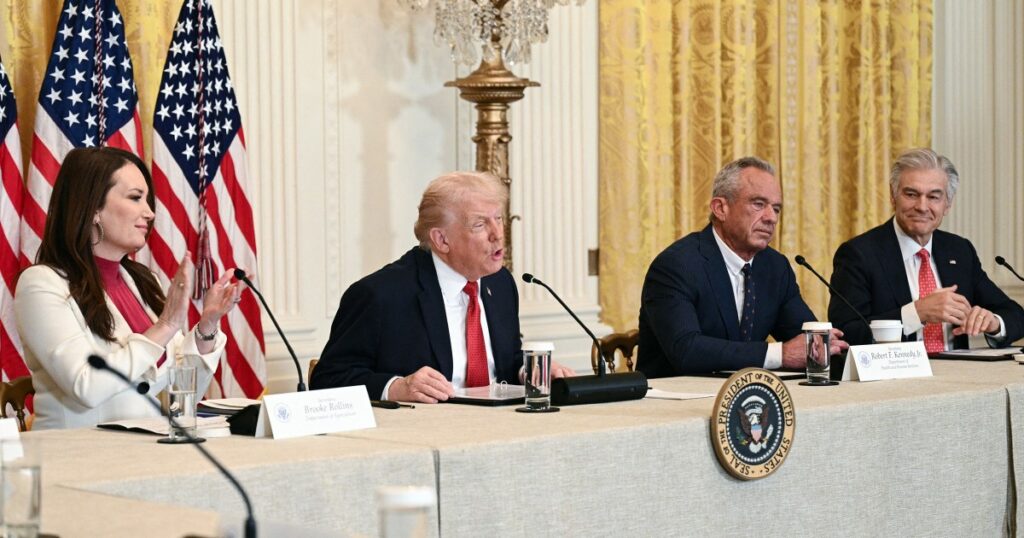 After unveiling a pitiful health care ‘plan,’ Trump struggles to explain its merits