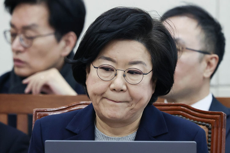 President Lee Withdraws Nomination for Budget Minister