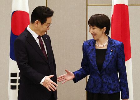 FOCUS: Japan, S. Korea Leaders Highlight Close Ties thru Interaction in Nara FOCUS: Japan, S. Korea Leaders Highlight Close Ties thru Interaction in Nara