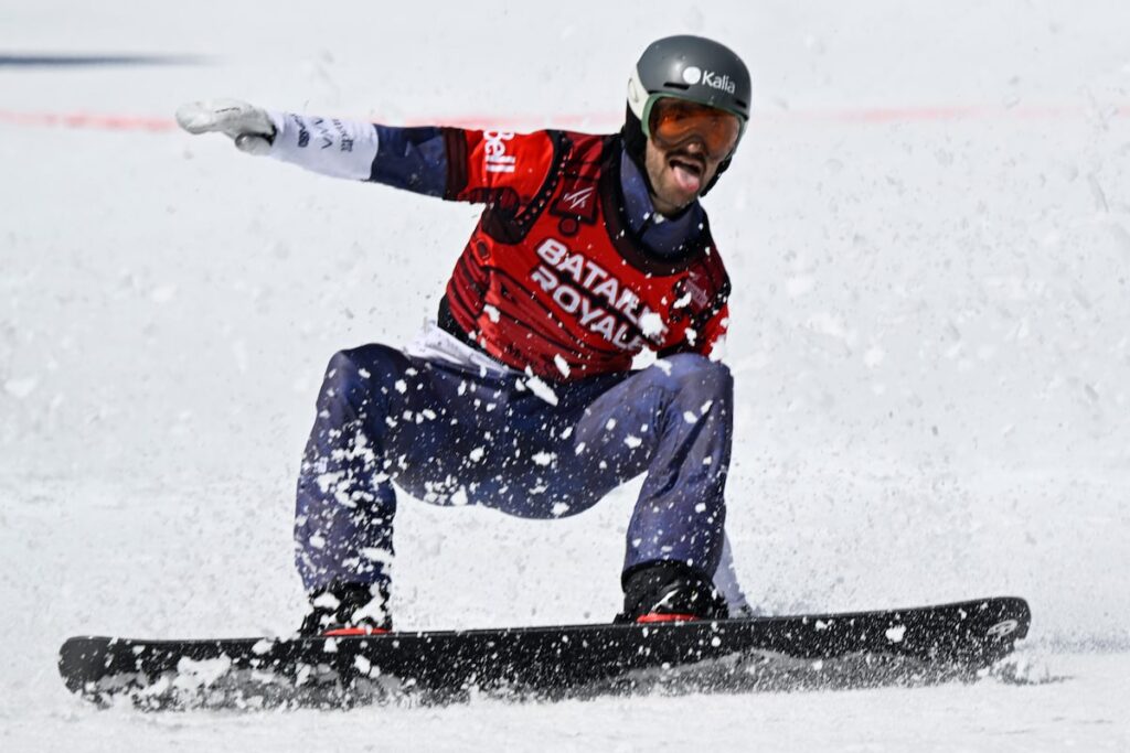 Canada’s Éliot Grondin wins World Cup silver in snowboard cross