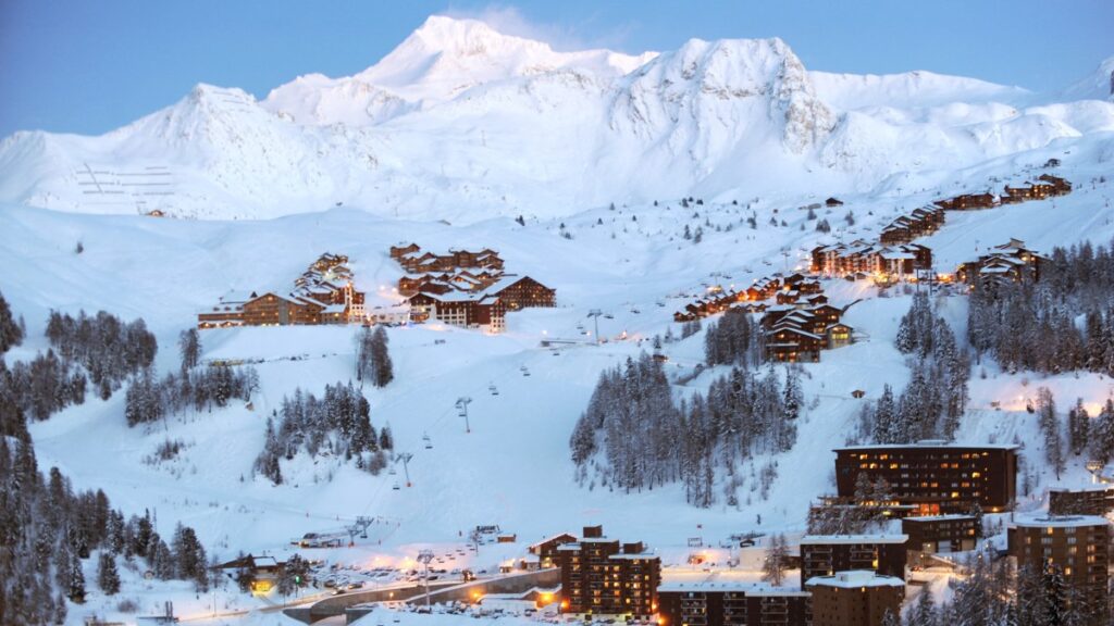 British man among six dead in avalanches in France