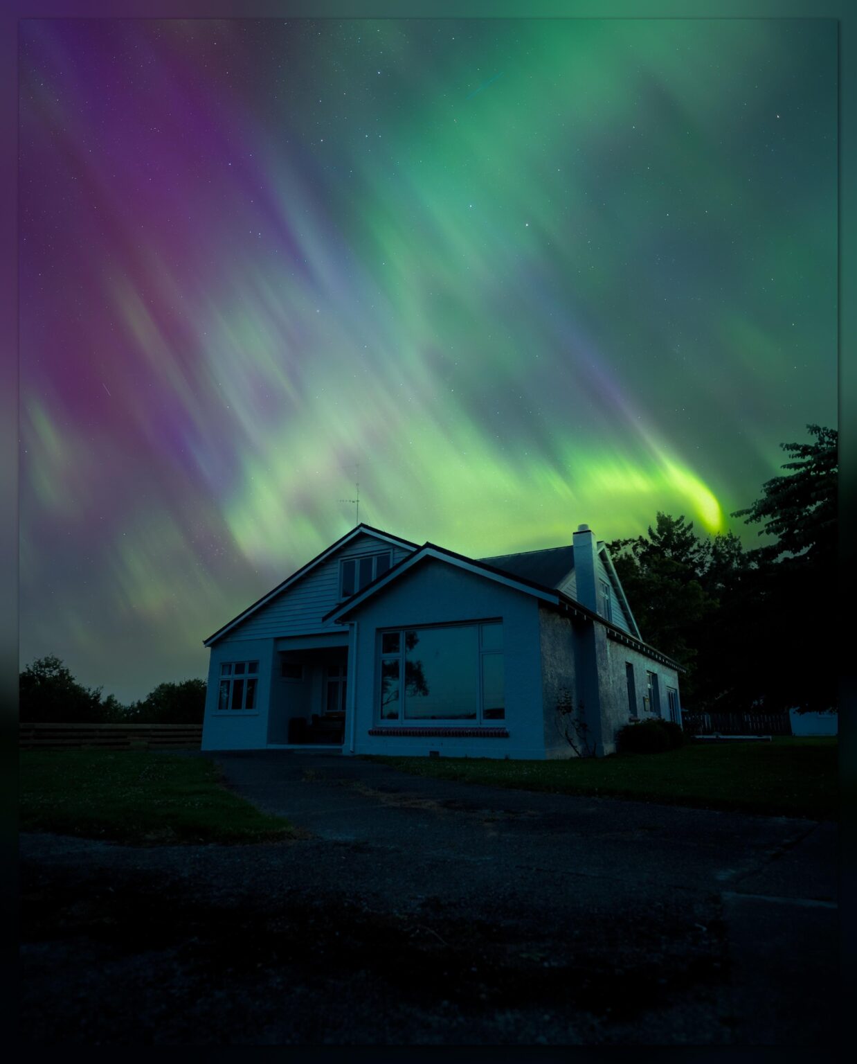 Tuesday nights solar storm over my house in rural New Zealand