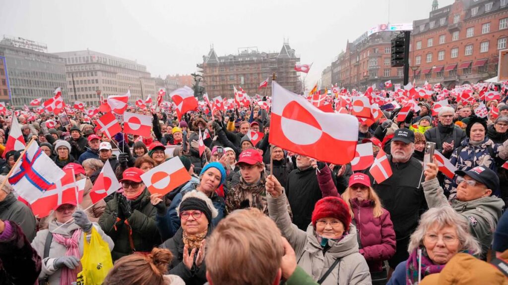 Huge demonstrations in Denmark and Greenland against President Donald Trump’s statement that the United States needs Greenland for security reasons. Huge demonstrations in Denmark and Greenland against President Donald Trump's statement that the United States needs Greenland for security reasons.