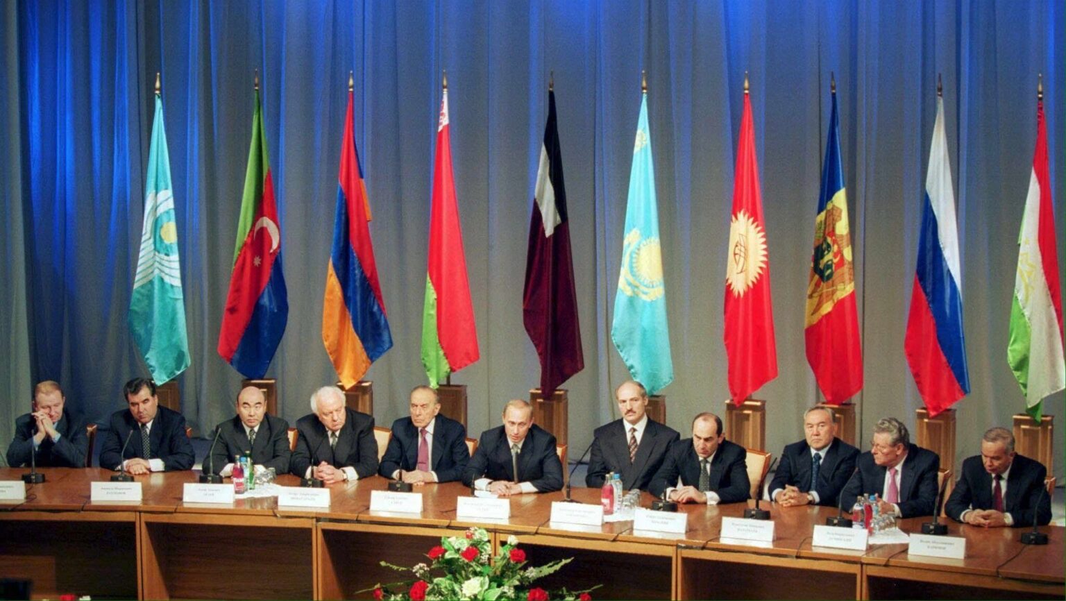 Moldova Braces for Retaliation as it Exits Ex-Soviet CIS Bloc Moldova Braces for Retaliation as it Exits Ex-Soviet CIS Bloc