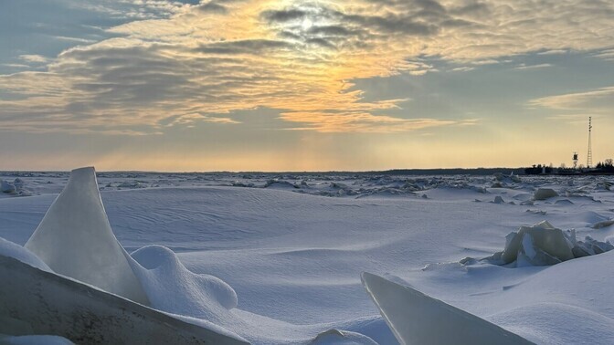 Russia detains 5 Latvian nationals who strayed over border on Estonian lake | News